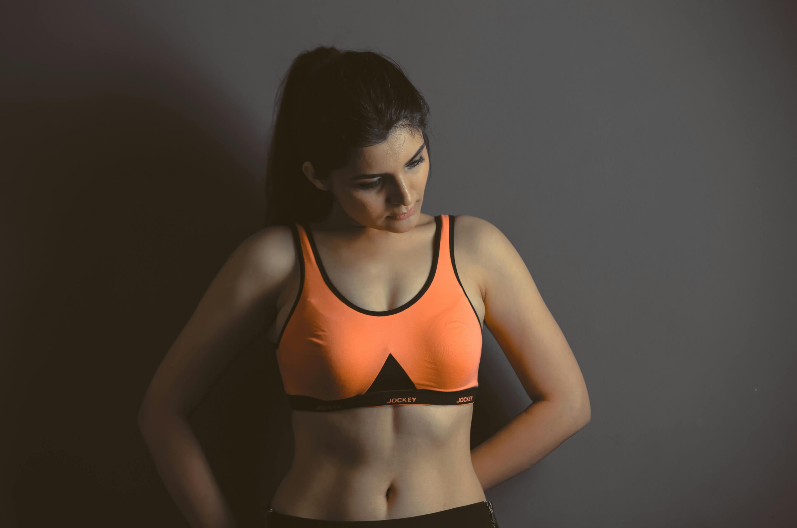Kostenloses Stock Foto zu aktivbekleidung, athleisure, athlet